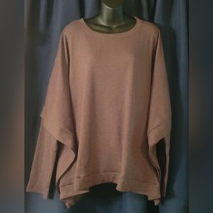 NWT Cotton Bleu long sleeve women's top w/ winged sides